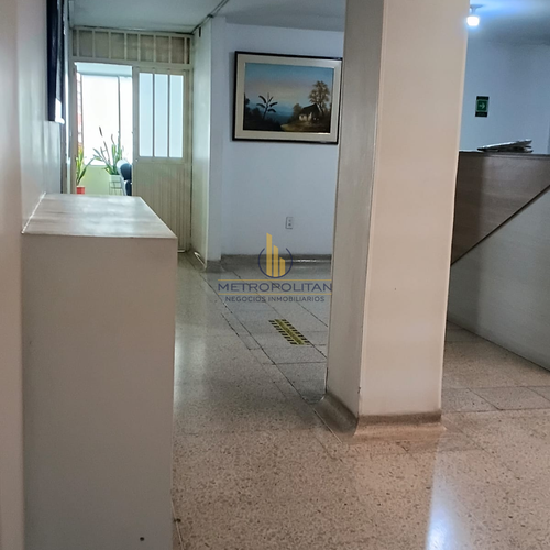 Edificio en arriendo en Centro, Bucaramanga, 481 m² · foto 2 de 9