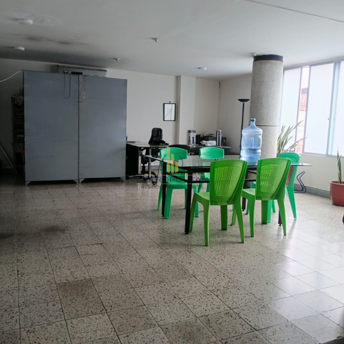 Edificio en arriendo en Centro, Bucaramanga, 481 m² · foto 3 de 9
