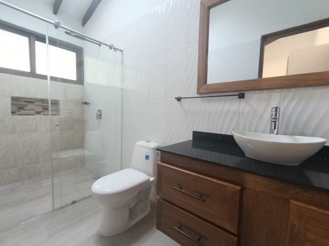 Finca en arriendo en La Ceja, 220 m² · foto 9 de 20