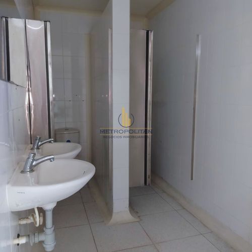 Edificio en arriendo en Mejoras Publicas, Bucaramanga, 726 m² · foto 2 de 20