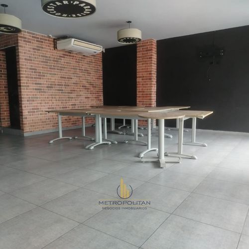Edificio en arriendo en Mejoras Publicas, Bucaramanga, 726 m² · foto 14 de 20