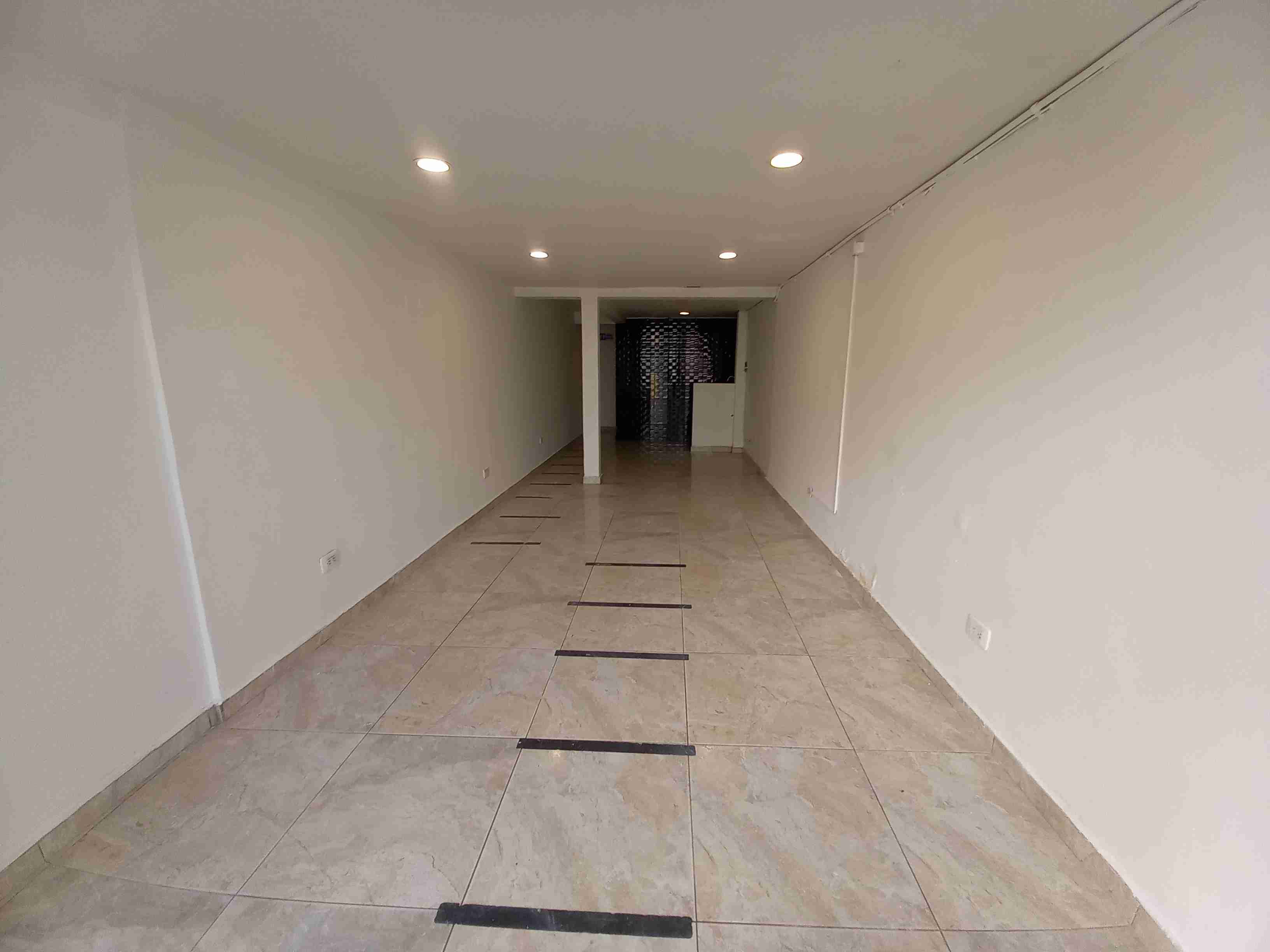 Retail space for rent in La enea, Manizales