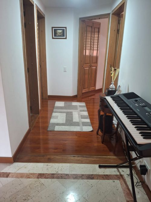 Apartamento de 4 alcobas en venta en Chico Norte, Bogotá, 100 m² · foto 5 de 23