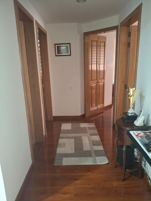 Apartamento de 4 alcobas en venta en Chico Norte, Bogotá, 100 m² · foto 4 de 23