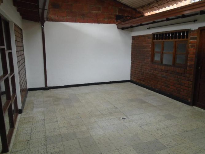 Casa de 5 alcobas en venta en Terrazas, Bucaramanga, 180 m² · foto 8 de 14