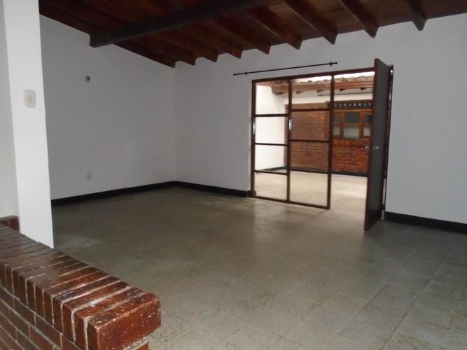 Casa de 5 alcobas en venta en Terrazas, Bucaramanga, 180 m² · foto 12 de 14