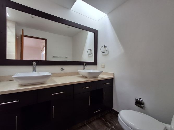 Casa de 4 alcobas en venta en Santa Ana Oriental, Bogotá, 228 m² · foto 16 de 17