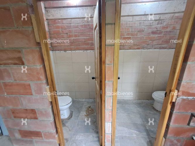 Local en arriendo en Laureles, Medellín, 150 m² · foto 6 de 10