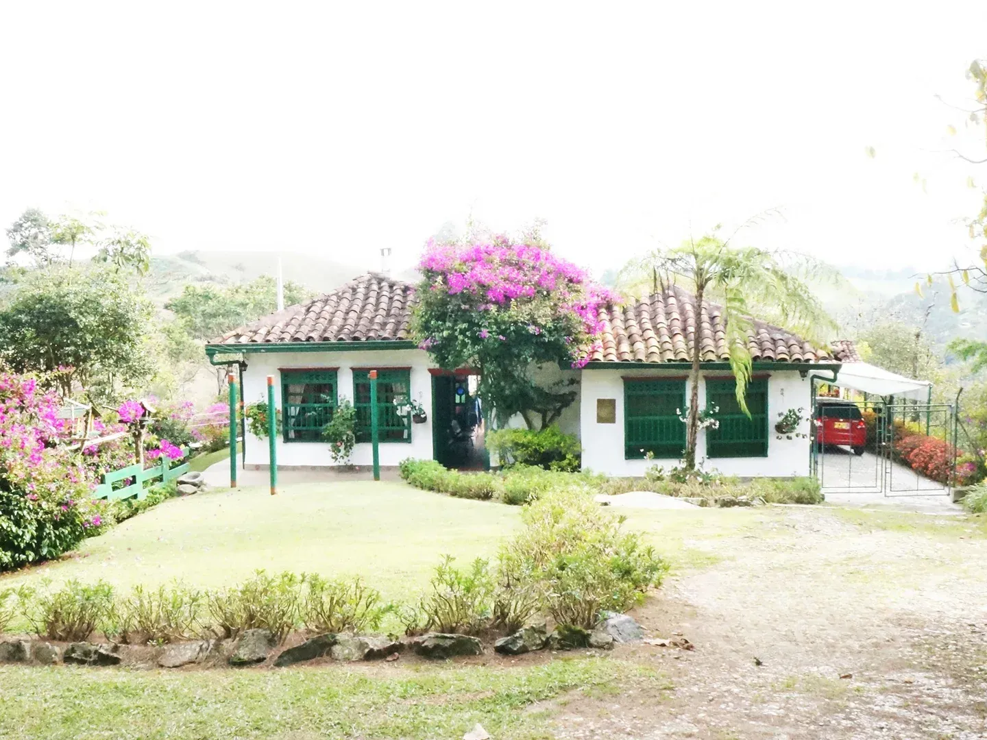 4BR Country House in El rosal for Sale
