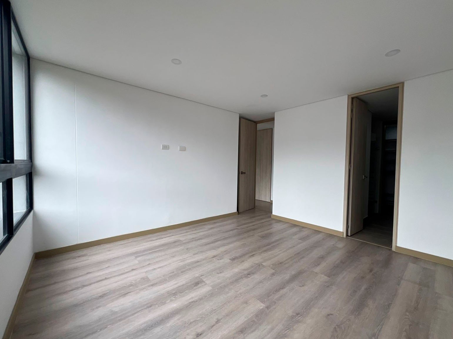 Apartamento en arriendo en La Pradera, Envigado · foto 10 de 19