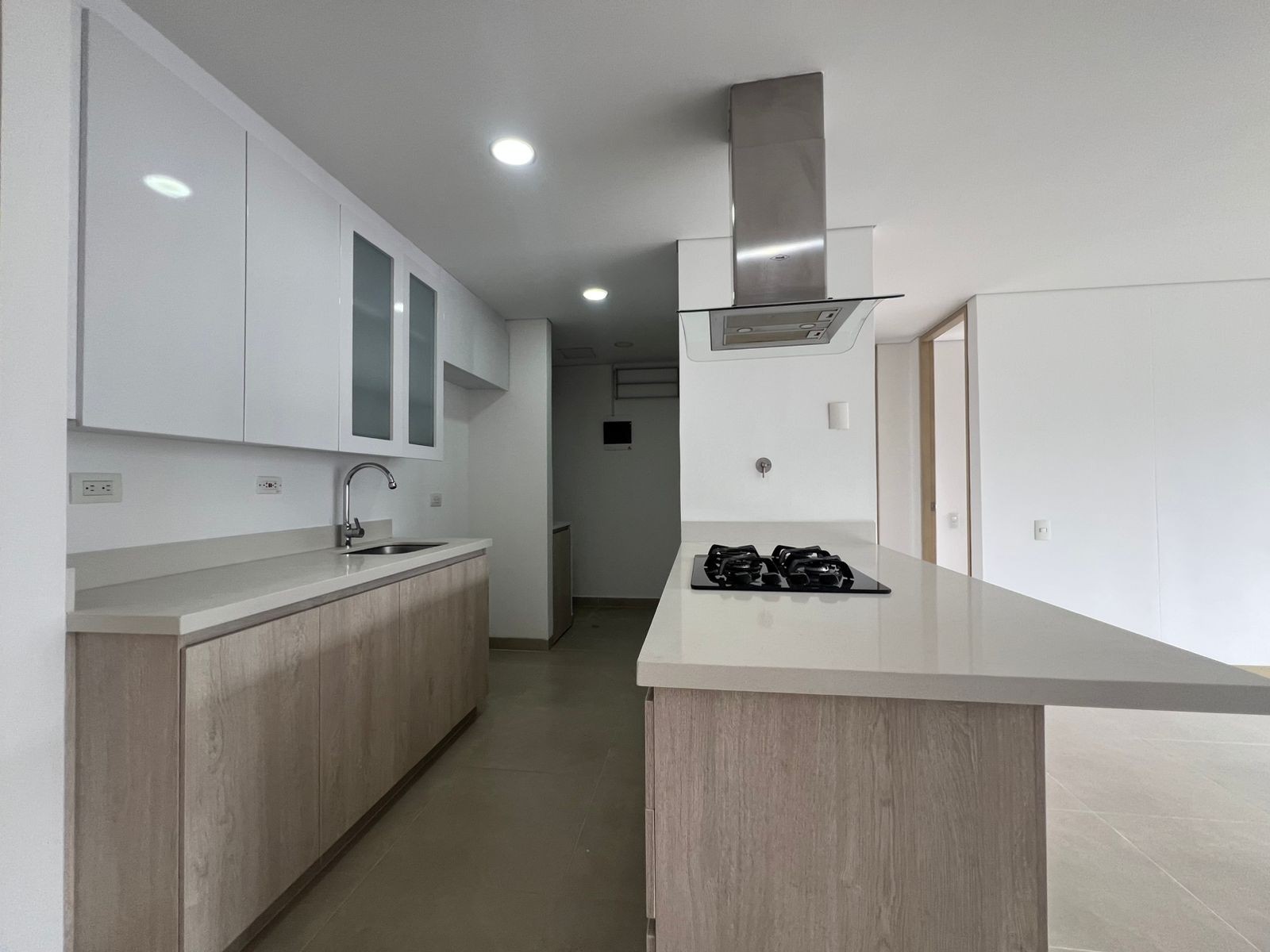 Apartamento en arriendo en La Pradera, Envigado · foto 5 de 19