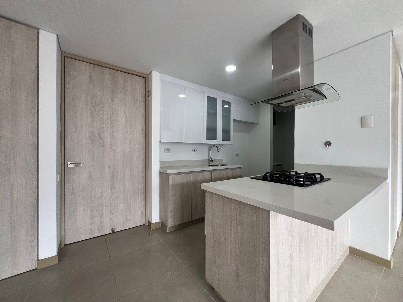 Apartamento en arriendo en La Pradera, Envigado · foto 7 de 19
