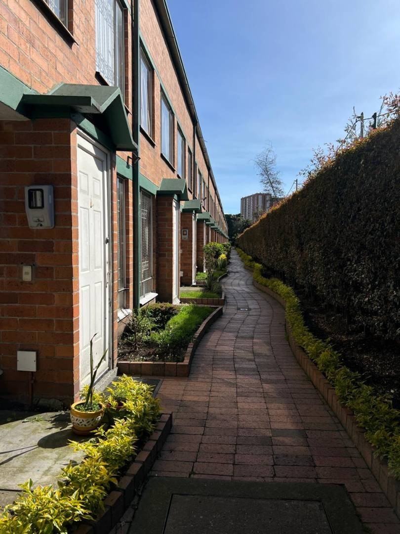Casa en venta en Britalia, Bogotá · foto 18 de 21