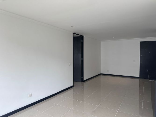 Apartamento de 1 alcoba en arriendo en El Poblado, Medellín, 65 m² · foto 3 de 17