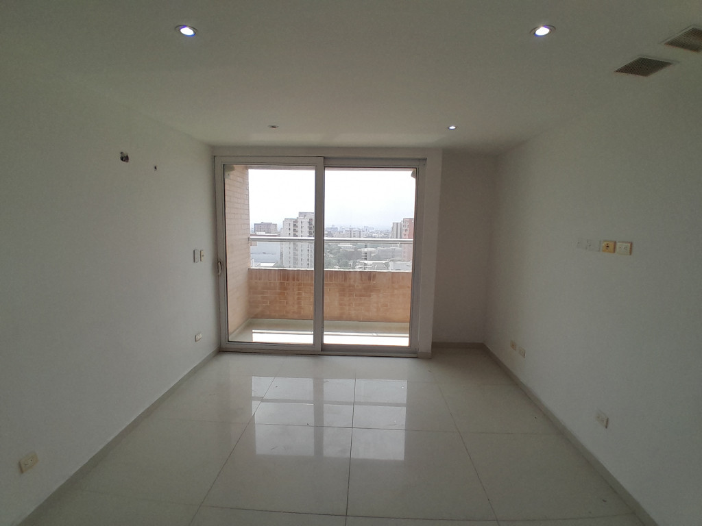 Apartamento en arriendo en La Campiña, Barranquilla · foto 2 de 14