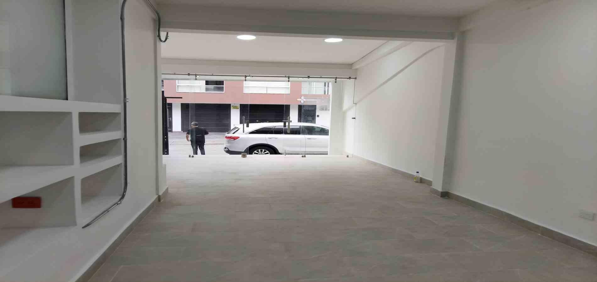 Retail space for rent in La Castellana, Armenia