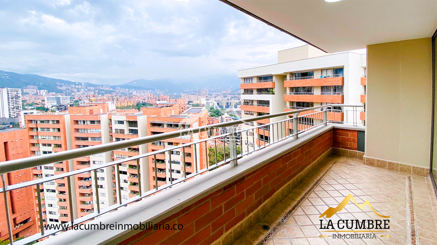 Apartamento de 3 alcobas en arriendo en Santa Maria De Los Angeles, Medellín, 106 m² · foto 5 de 13