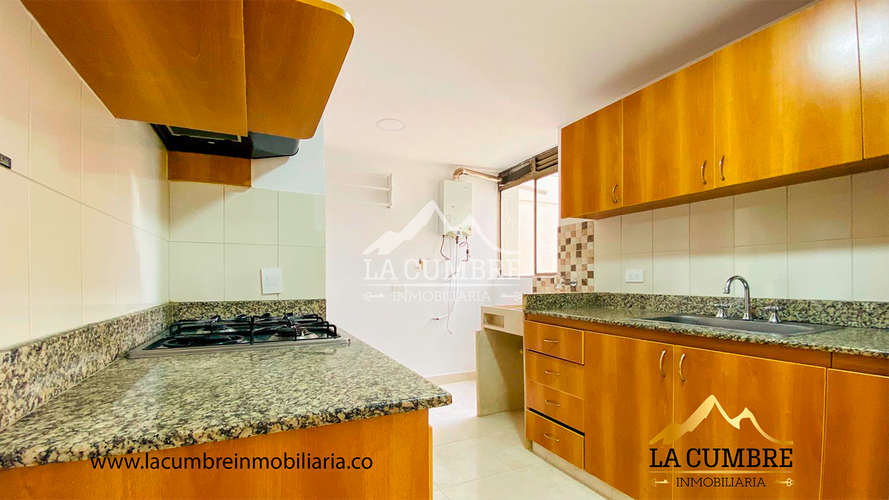 Apartamento de 3 alcobas en arriendo en Santa Maria De Los Angeles, Medellín, 106 m² · foto 7 de 13