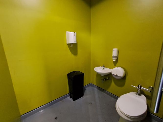 Local en arriendo en La Candelaria, Medellín, 18 m² · foto 12 de 14