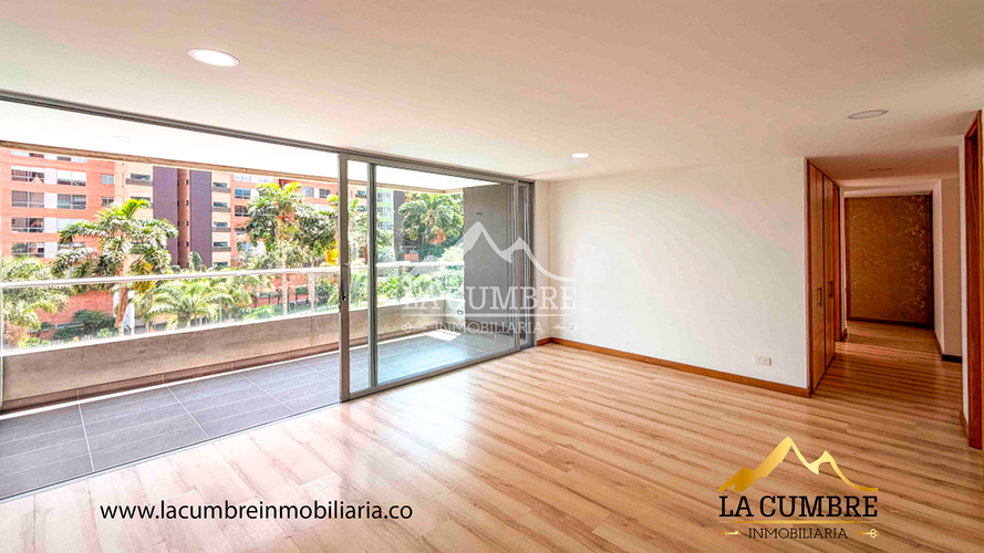 Apartamento de 3 alcobas en arriendo en Loma Benedictinos, Medellín, 120 m² · foto 2 de 17