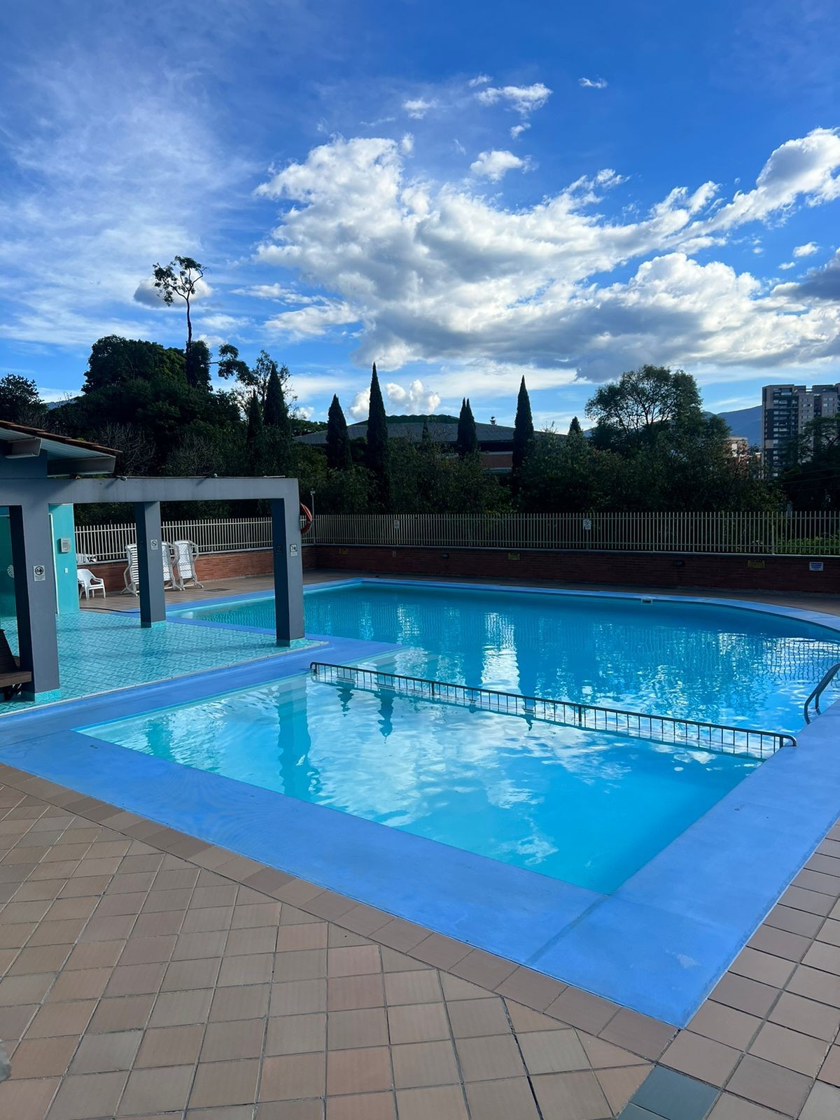 Apartamento en arriendo en Los Balsos, Medellín · foto 2 de 22
