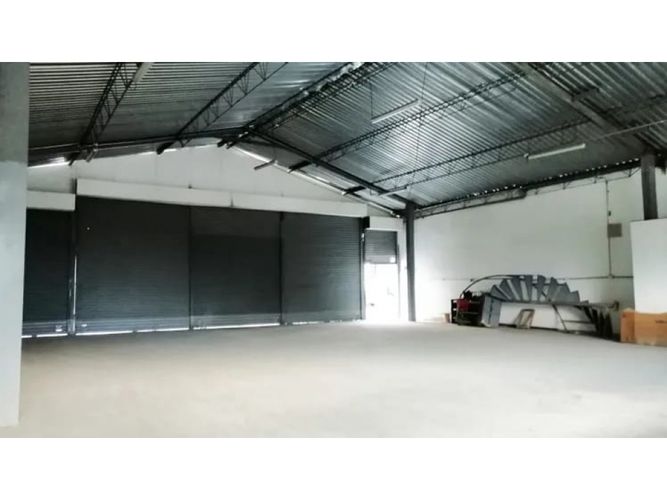 Bodega en arriendo en Las Palmas, Medellín, 460 m² · foto 3 de 9