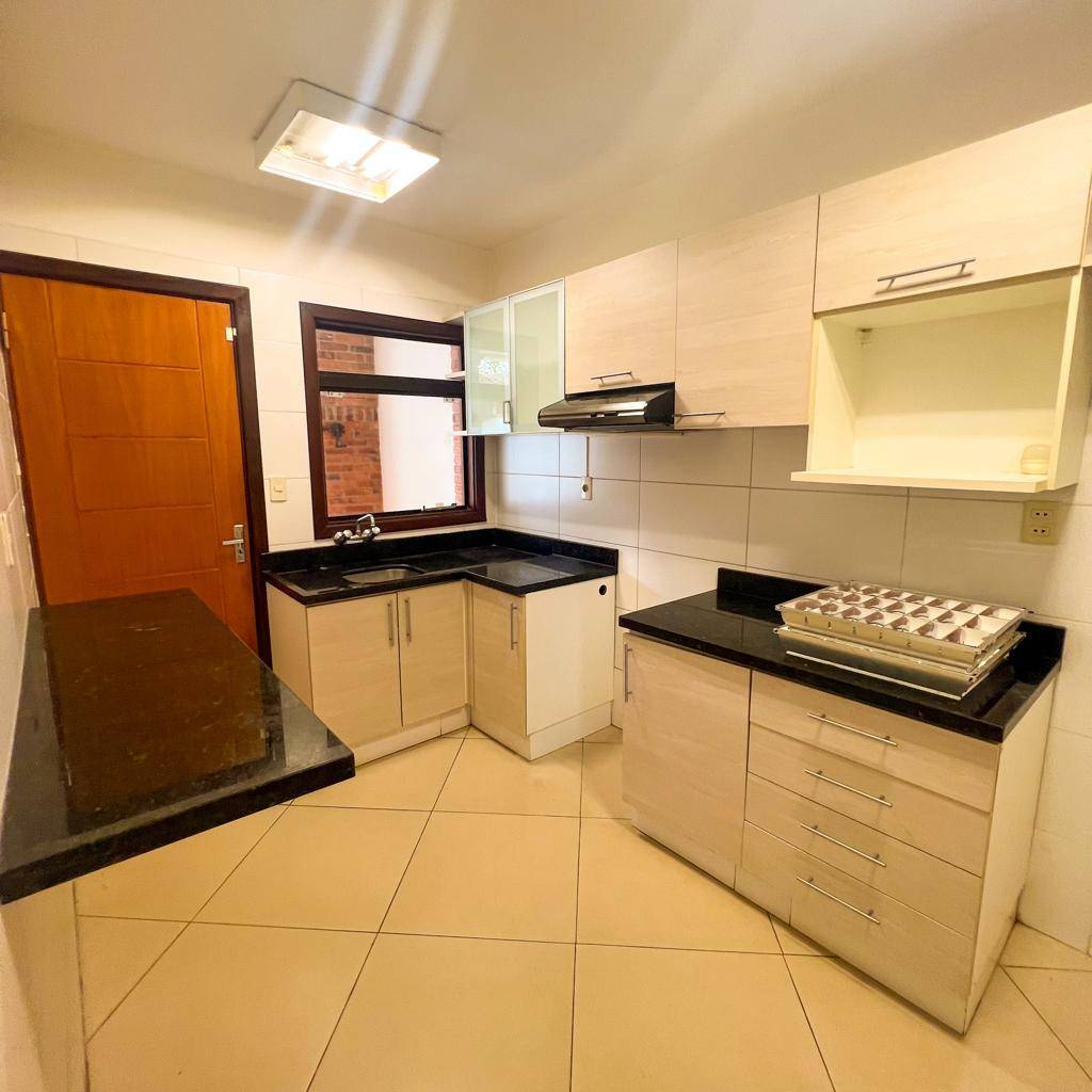 ALQUILO HEROMOSO DUPLEX ZONA CENTENARIO — foto 2