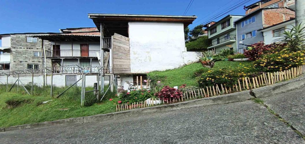 Lote en venta en El Campin, Manizales · foto 4 de 14