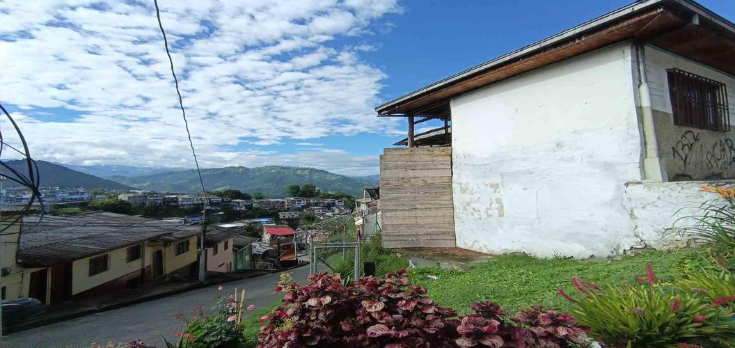 Lote en venta en El Campin, Manizales · foto 8 de 14