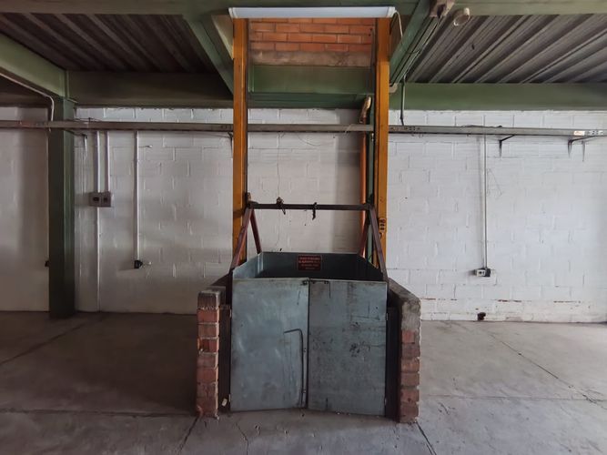 Bodega en arriendo en Trinidad, Medellín, 420 m² · foto 3 de 16