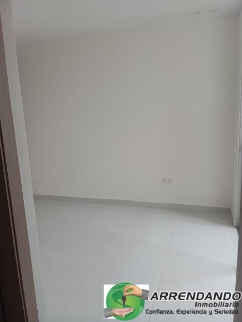 Apartamento de 3 alcobas en arriendo en Loma De La Doctora, Sabaneta, 75 m² · foto 5 de 13