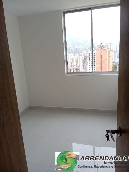 Apartamento de 3 alcobas en arriendo en Loma De La Doctora, Sabaneta, 75 m² · foto 9 de 13