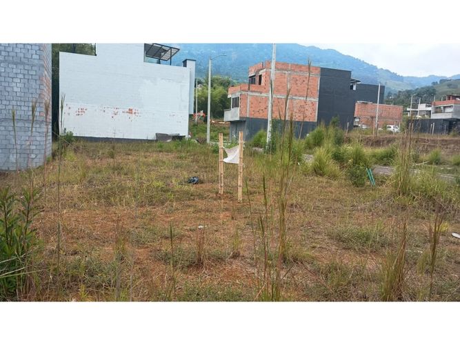 Lote en venta en Romelia Alta, Dosquebradas, 55 m² · foto 4 de 4
