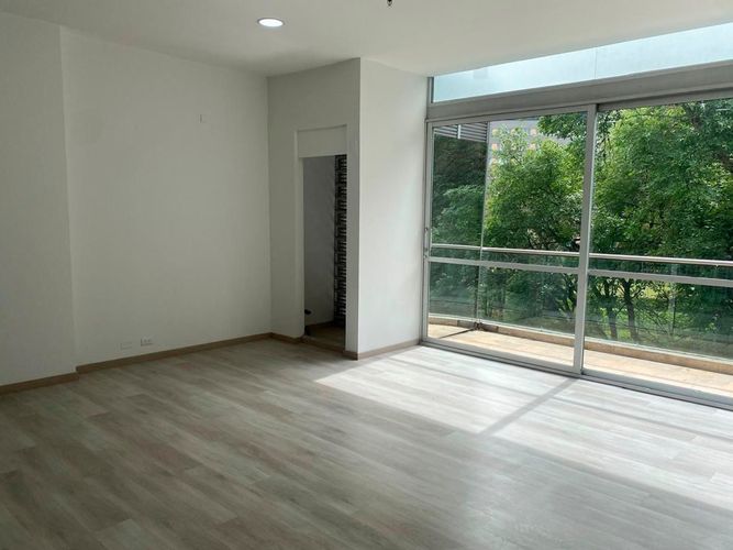 Oficina en venta en El Poblado, Medellín, 130 m² · foto 18 de 20