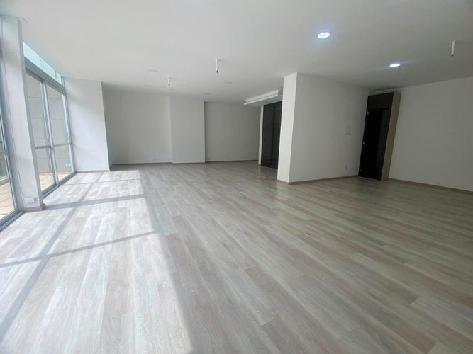 Oficina en venta en El Poblado, Medellín, 130 m² · foto 15 de 20