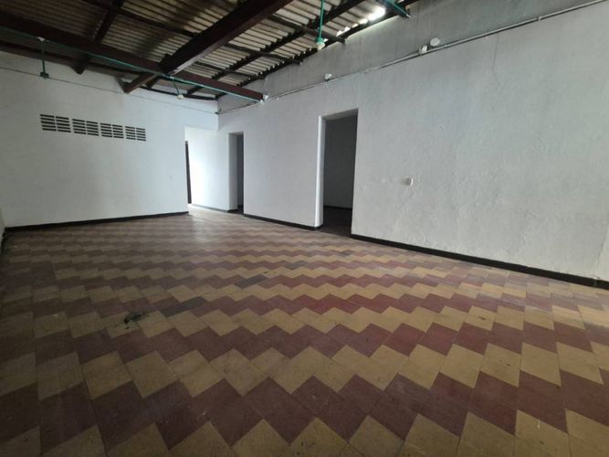 Casa de 6 alcobas en venta en Casco Antiguo - Floridablanca, Floridablanca, 400 m² · foto 8 de 20