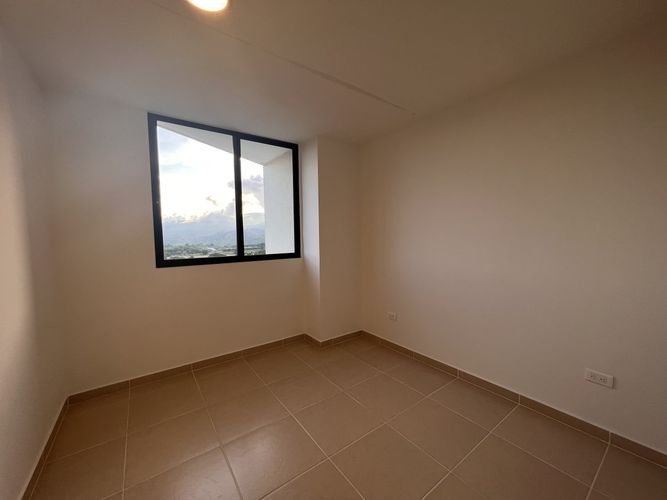 Apartamento de 3 alcobas en venta en Picaleña Y Mirolindo, Ibagué, 72 m² · foto 14 de 17