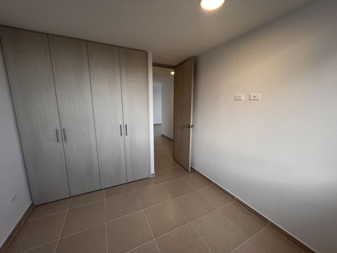 Apartamento de 3 alcobas en venta en Picaleña Y Mirolindo, Ibagué, 72 m² · foto 15 de 17