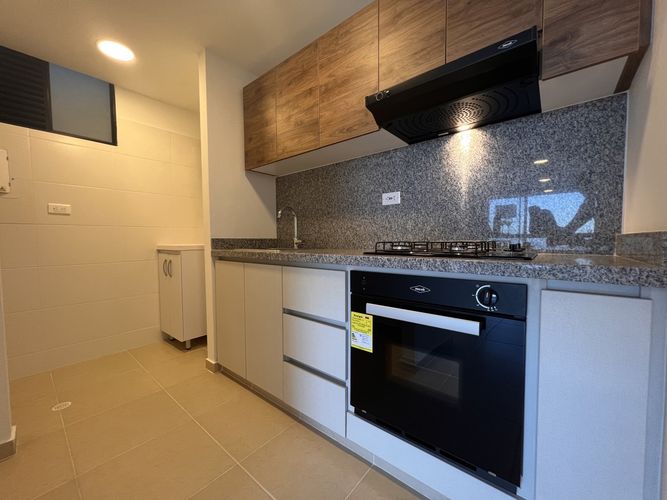 Apartamento de 3 alcobas en venta en Picaleña Y Mirolindo, Ibagué, 72 m² · foto 16 de 17