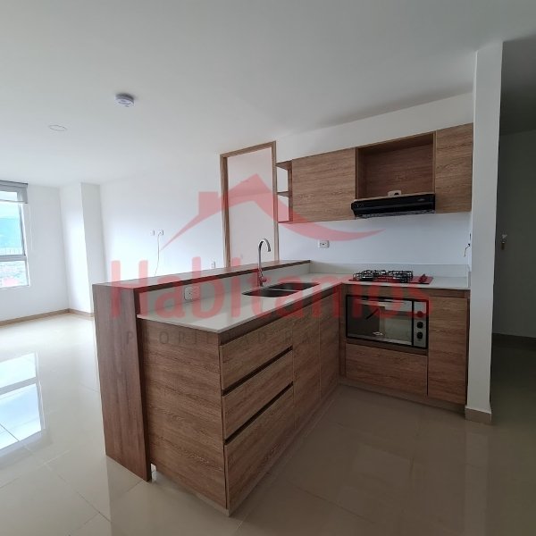 Apartamento en venta en Zona Centro, Envigado · foto 4 de 16