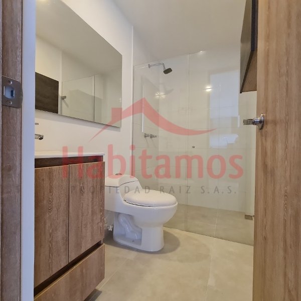 Apartamento en venta en Zona Centro, Envigado · foto 9 de 16
