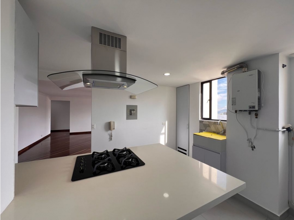 Apartamento en venta en Milan, Manizales · foto 3 de 24