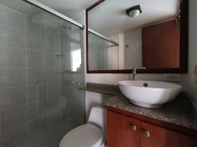 Apartamento de 3 alcobas en arriendo en Las Lomitas, Sabaneta, 68 m² · foto 5 de 18