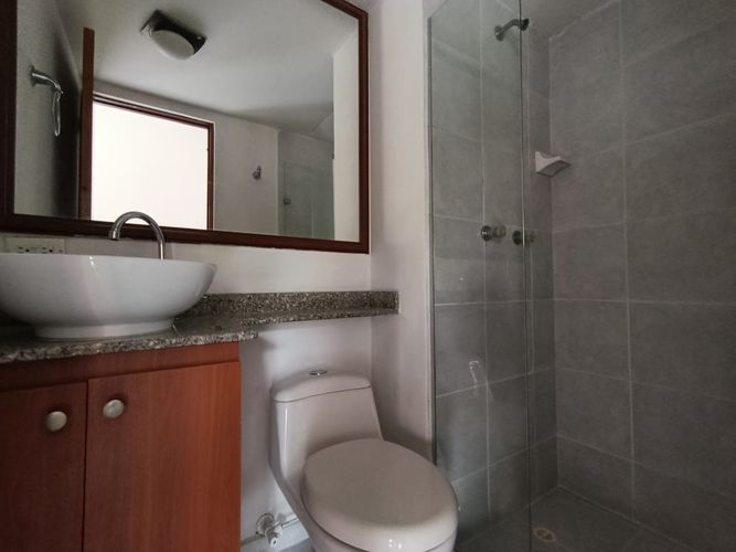 Apartamento de 3 alcobas en arriendo en Las Lomitas, Sabaneta, 68 m² · foto 9 de 18