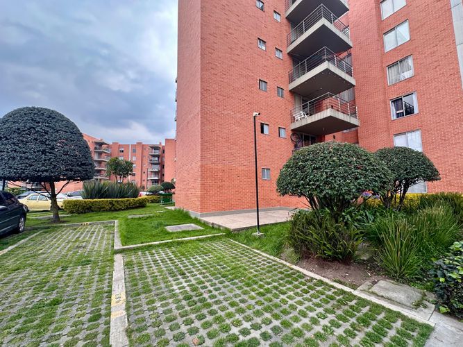 Apartamento de 3 alcobas en venta en Condominio Campestre Alhambra, Madrid, 103 m² · foto 19 de 19