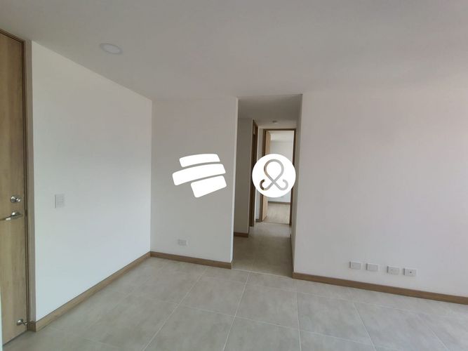 Apartamento de 2 alcobas en venta en Entreamigos, Sabaneta, 63 m² · foto 2 de 12