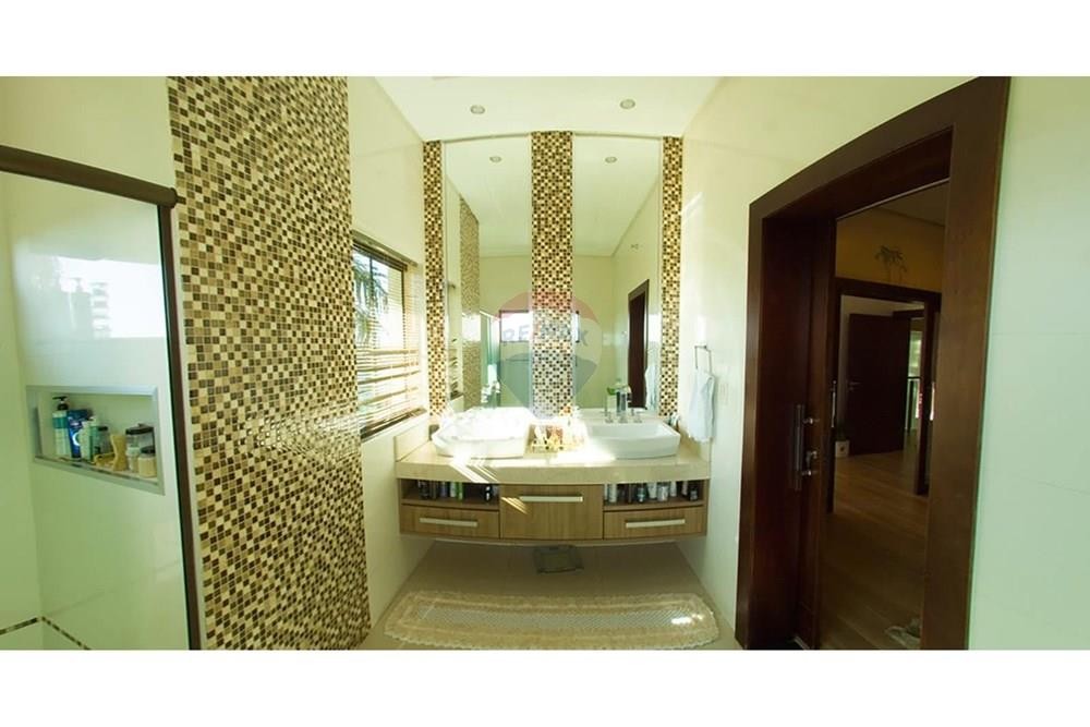 Lujosa Residencia de 590 m² en Venta - Barrio Mozart, Santa Rita, Alto Paraná, Paraguay | Inversión Exclusiva $480,000. Confort y Prestigio en la Zona Más Deseada. — foto 3
