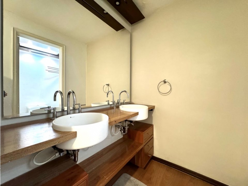 Apartamento en venta en Chicó Reservado, Bogotá · foto 8 de 11