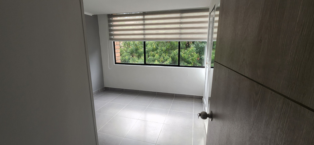 Apartamento en arriendo en La Frontera, Medellín · foto 10 de 16