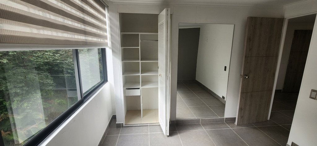 Apartamento en arriendo en La Frontera, Medellín · foto 11 de 16